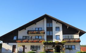 Büchelsteiner Hof Grattersdorf 2*